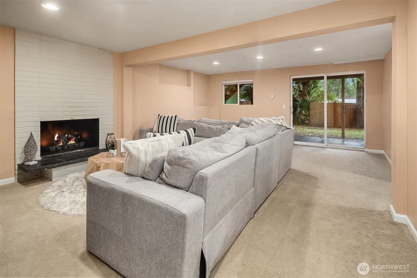 Property photo for 14622 57th Place W, Edmonds photo 18