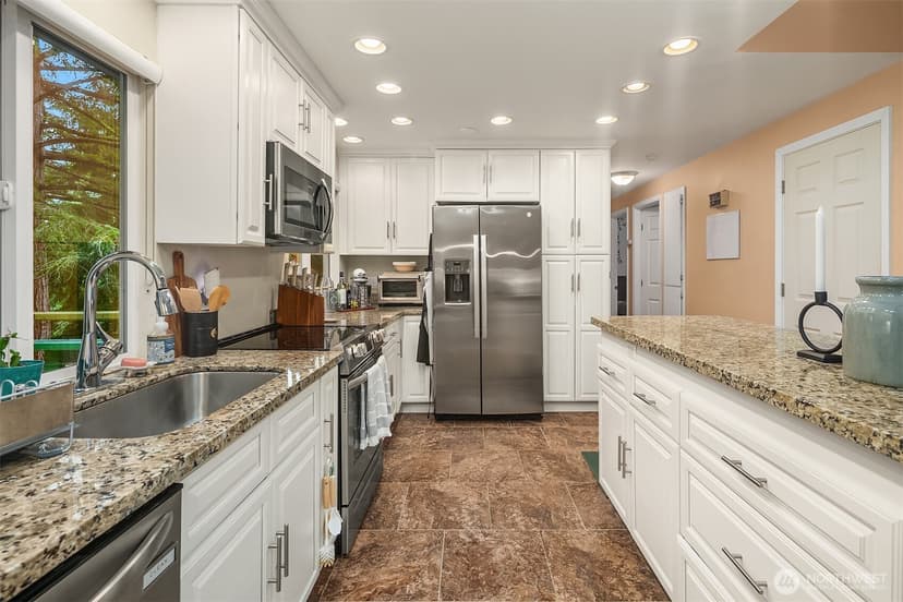 Property photo for 14622 57th Place W, Edmonds photo 12