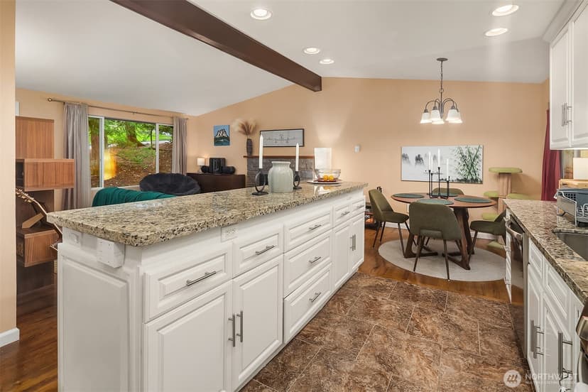 Property photo for 14622 57th Place W, Edmonds photo 11