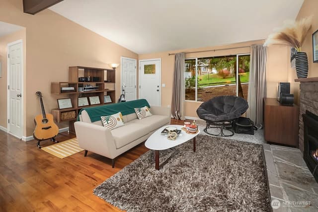 Property photo for 14622 57th Place W, Edmonds photo 5