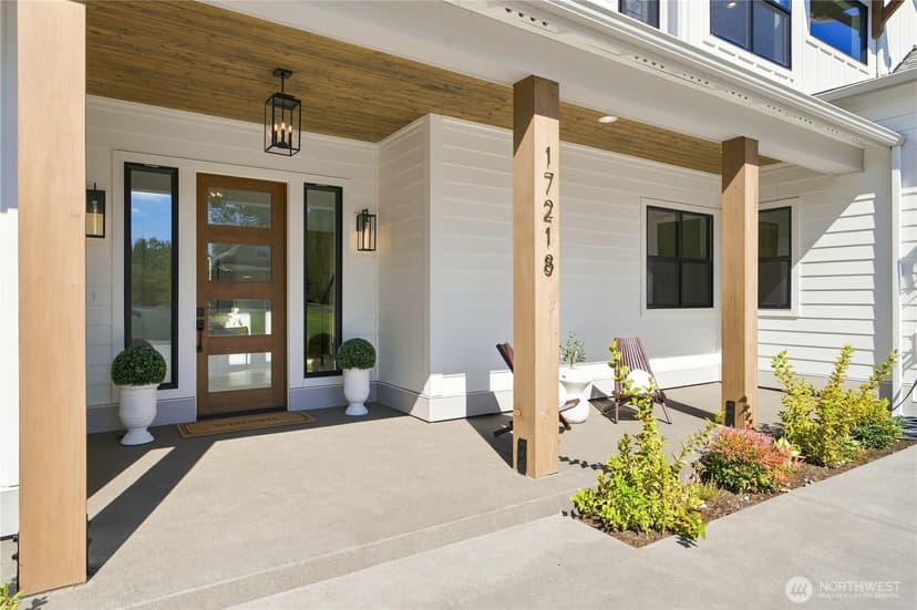 Property photo for 17218 & 17220 NE Woodinville Duvall Road, Woodinville photo 3