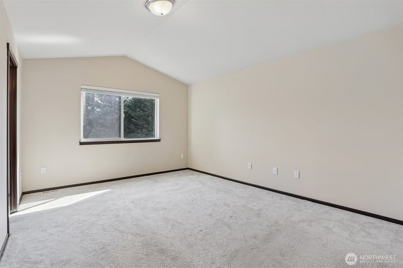 Property photo for 19627 1st Avenue SE, Bothell photo 17