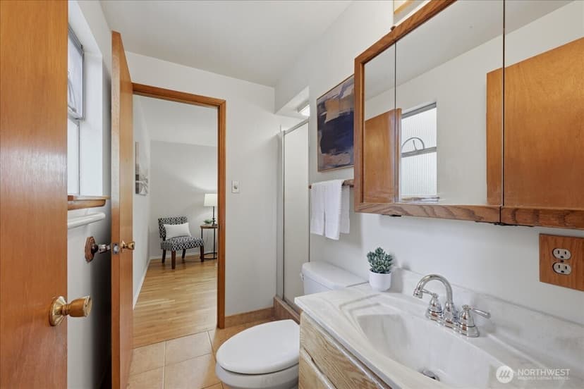 Property photo for 3739 NE 192nd Street, Lake Forest Park photo 12