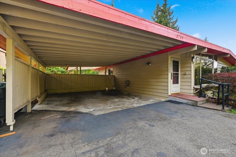 Property photo for 3739 NE 192nd Street, Lake Forest Park photo 27