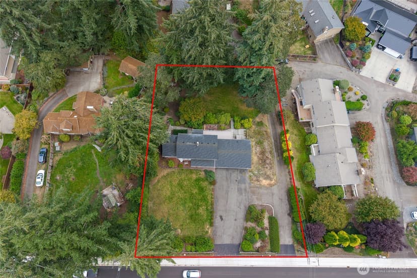 Property photo for 12101 Nyanza Road SW, Lakewood photo 39
