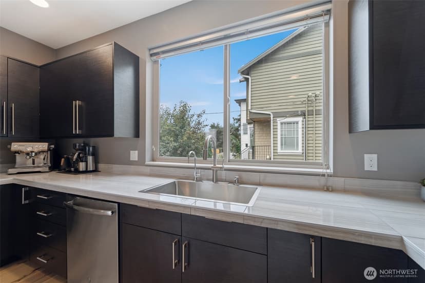 Property photo for 2201 W Ruffner Street, Seattle photo 12