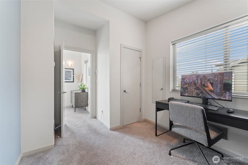 Property photo for 2201 W Ruffner Street, Seattle photo 25