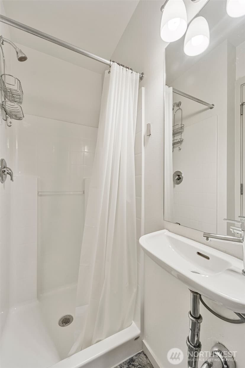 Property photo for 2201 W Ruffner Street, Seattle photo 27