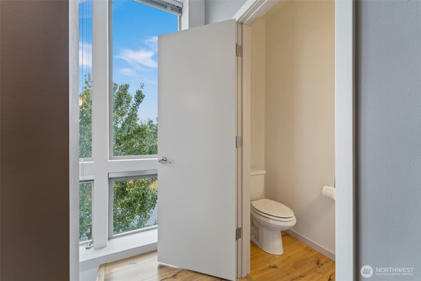 Property photo for 2201 W Ruffner Street, Seattle photo 14