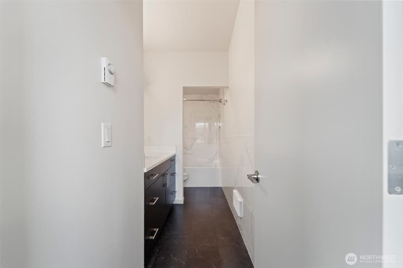 Property photo for 2201 W Ruffner Street, Seattle photo 21