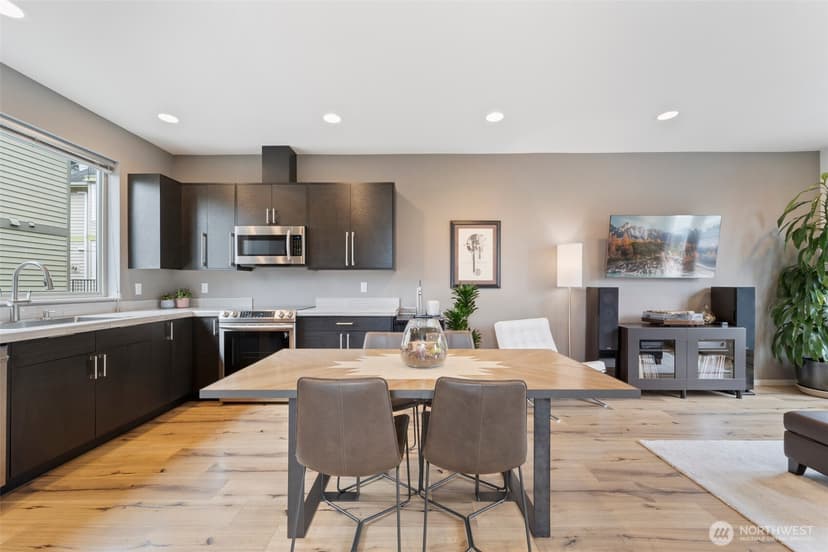 Property photo for 2201 W Ruffner Street, Seattle photo 8