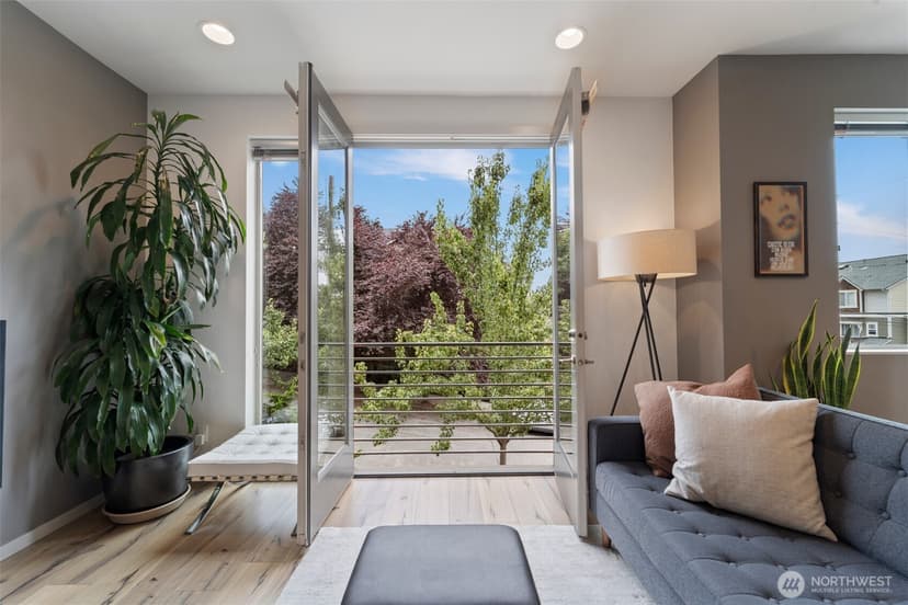 Property photo for 2201 W Ruffner Street, Seattle photo 13