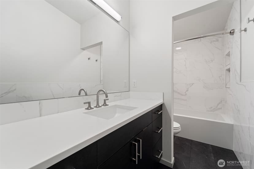 Property photo for 2201 W Ruffner Street, Seattle photo 20