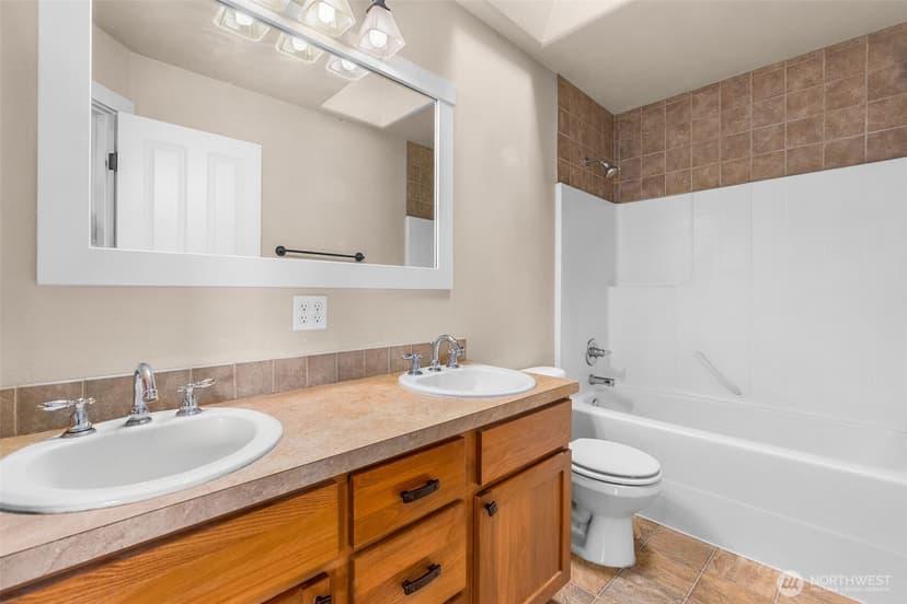 Property photo for 10705 176th Avenue E, Bonney Lake photo 26