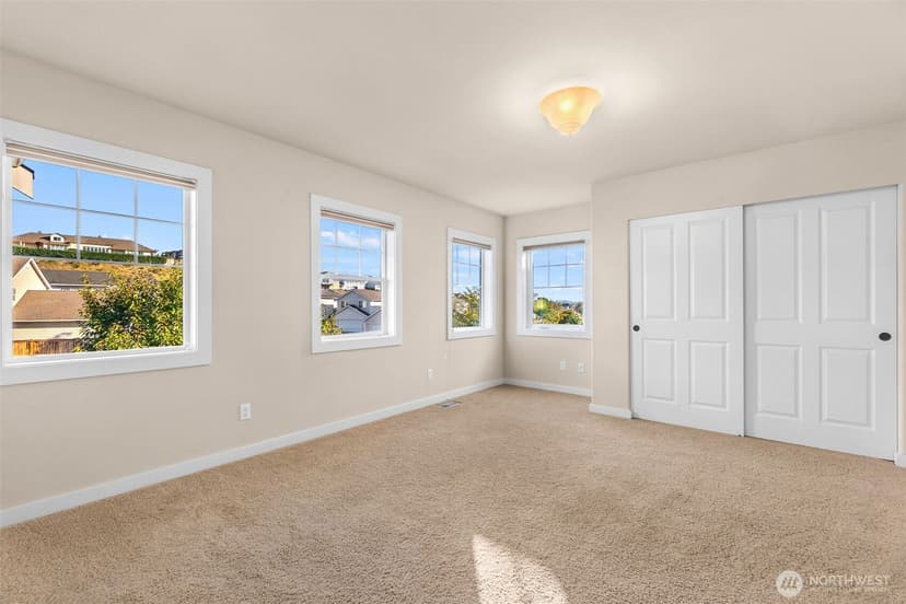 Property photo for 10705 176th Avenue E, Bonney Lake photo 25