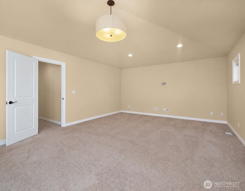 Property photo for 9815 224th Street SW, Edmonds photo 23