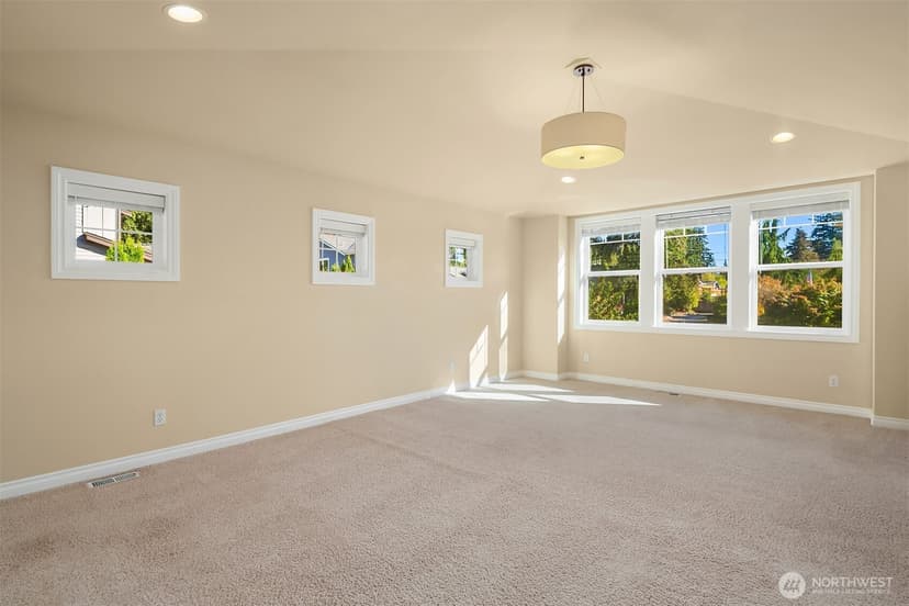 Property photo for 9815 224th Street SW, Edmonds photo 22
