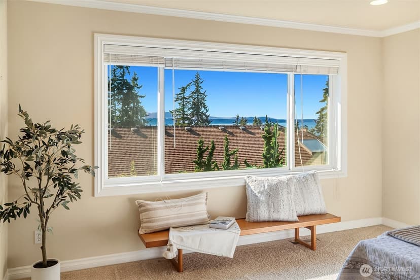 Property photo for 9815 224th Street SW, Edmonds photo 26