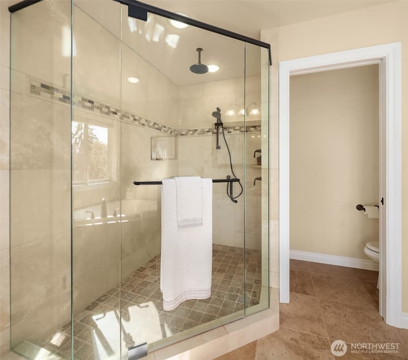 Property photo for 9815 224th Street SW, Edmonds photo 29