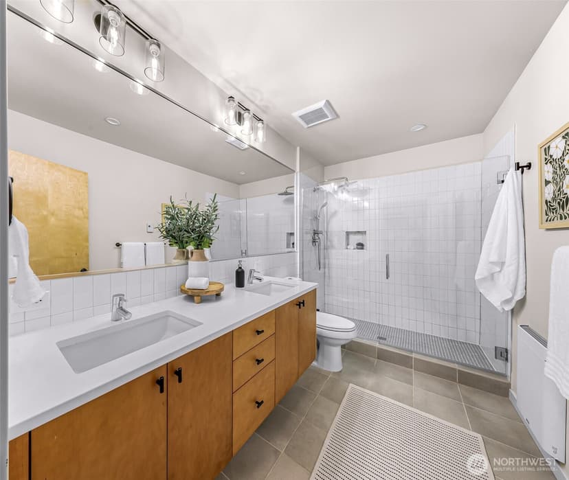 Property photo for 2265 14th Avenue W, Seattle photo 14