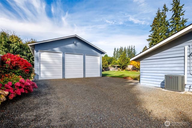 Property photo for 3706 99th Drive SE, Lake Stevens photo 5