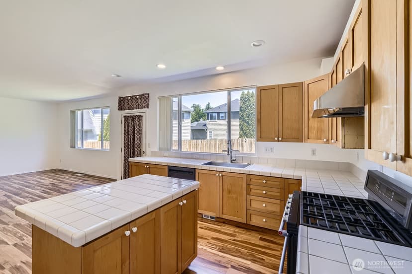 Property photo for 24036 SE 10th Court, Sammamish photo 10