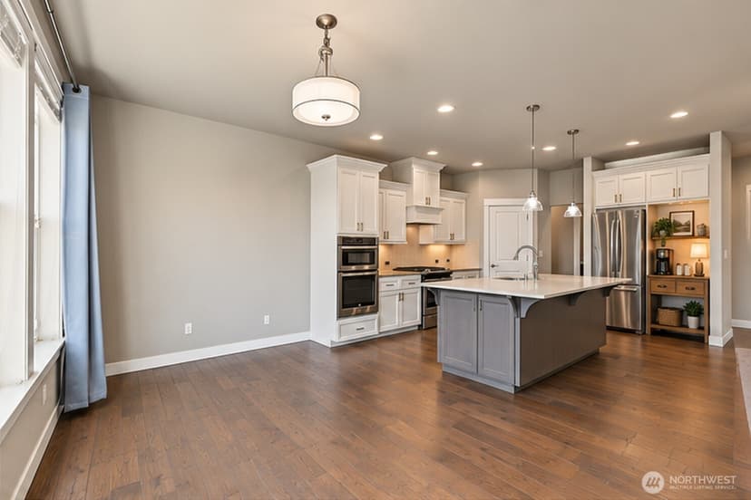 Property photo for 12522 175th Street E, Puyallup photo 3
