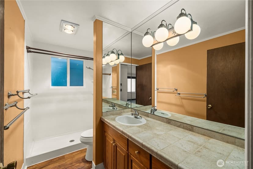 Property photo for 1008 151st Street E, Tacoma photo 20