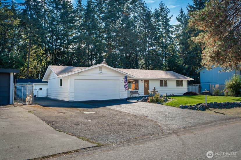 Property photo for 1008 151st Street E, Tacoma photo 5