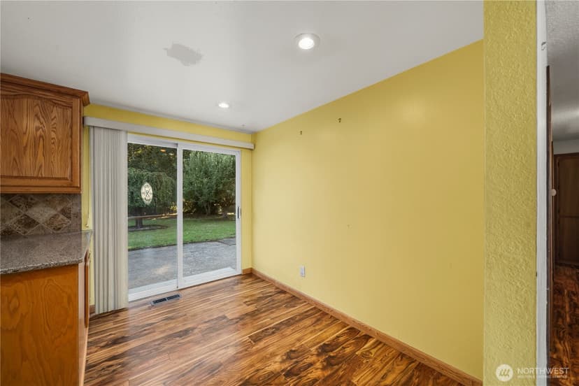 Property photo for 1008 151st Street E, Tacoma photo 14