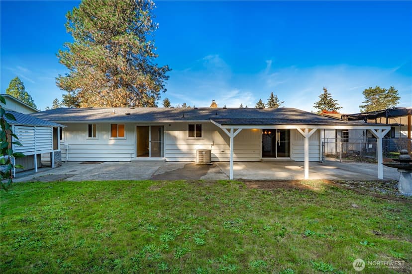 Property photo for 1008 151st Street E, Tacoma photo 17