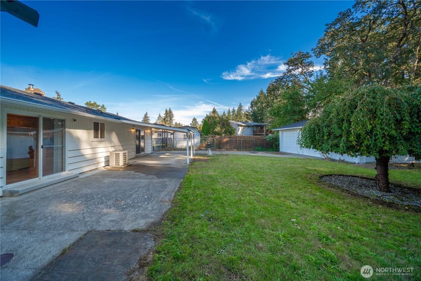 Property photo for 1008 151st Street E, Tacoma photo 24