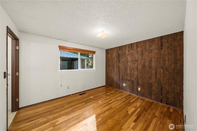 Property photo for 1008 151st Street E, Tacoma photo 19