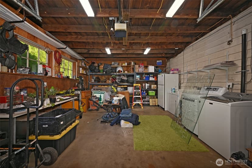 Property photo for 2715 112th Avenue E, Edgewood photo 28