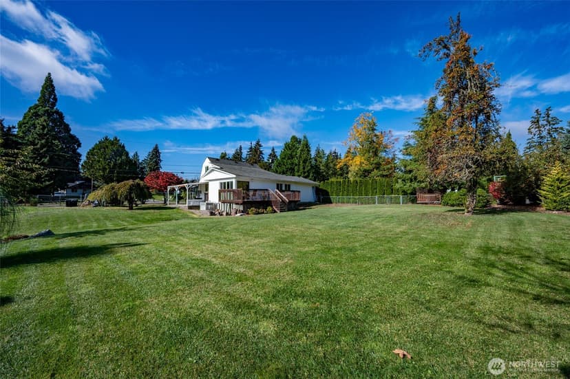 Property photo for 2715 112th Avenue E, Edgewood photo 34