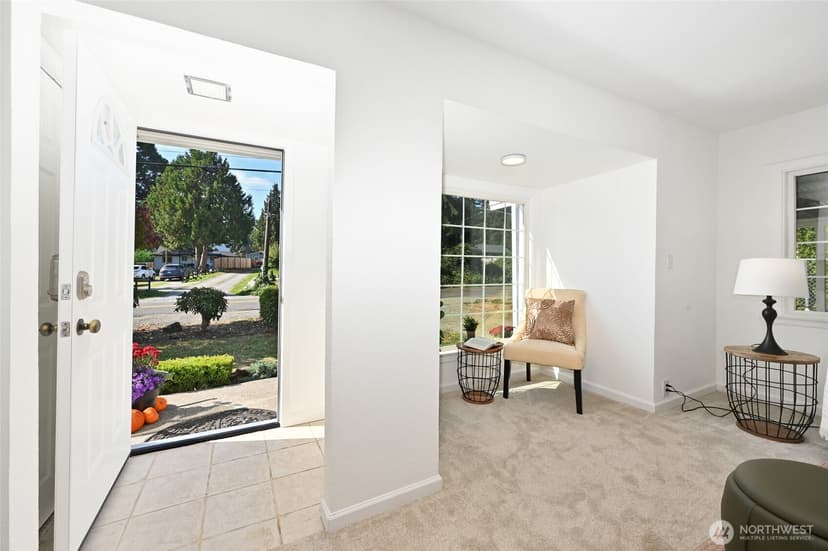 Property photo for 2715 112th Avenue E, Edgewood photo 3