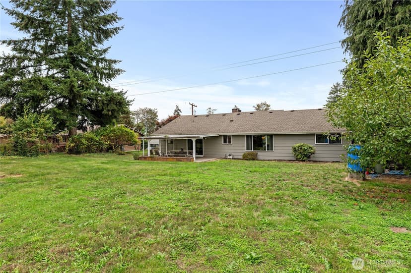 Property photo for 2421 94th Avenue E, Edgewood photo 32