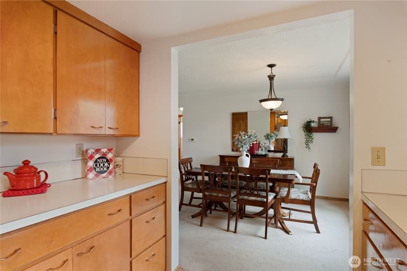 Property photo for 2421 94th Avenue E, Edgewood photo 14