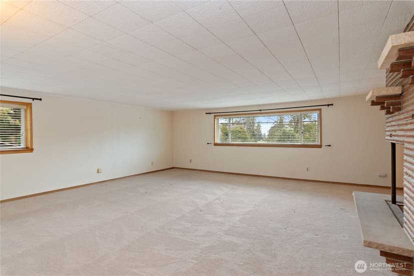 Property photo for 2421 94th Avenue E, Edgewood photo 27
