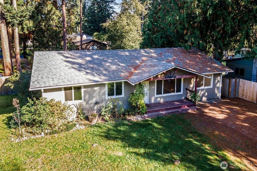 Property photo for 4501 W Tapps Drive E, Lake Tapps photo 2