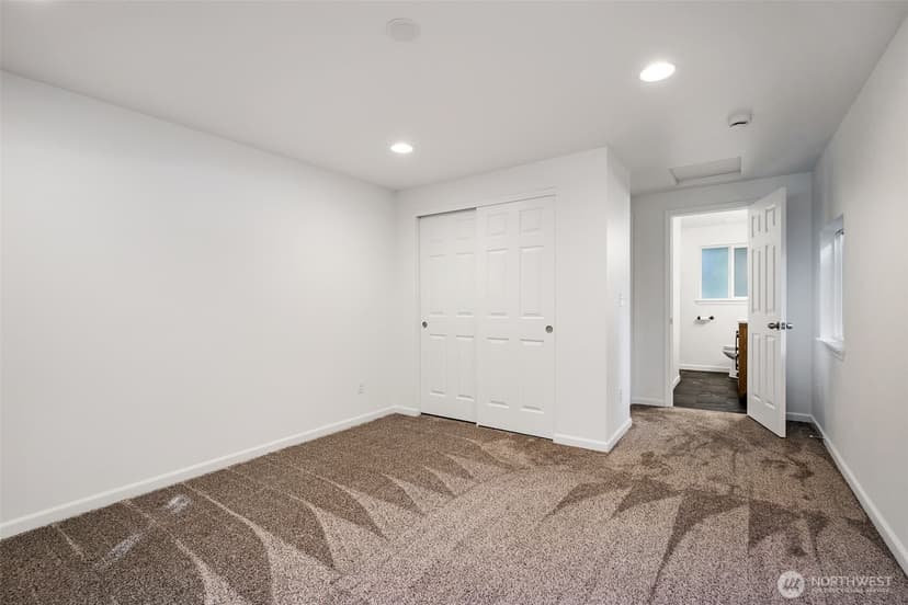 Property photo for 4501 W Tapps Drive E, Lake Tapps photo 13