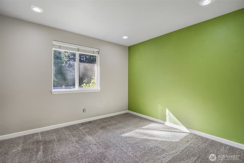 Property photo for 4501 W Tapps Drive E, Lake Tapps photo 17