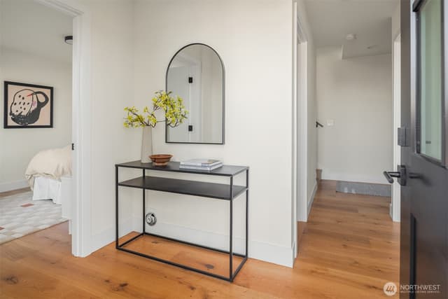 Property photo for 3821 36th Avenue SW #B, Seattle photo 4