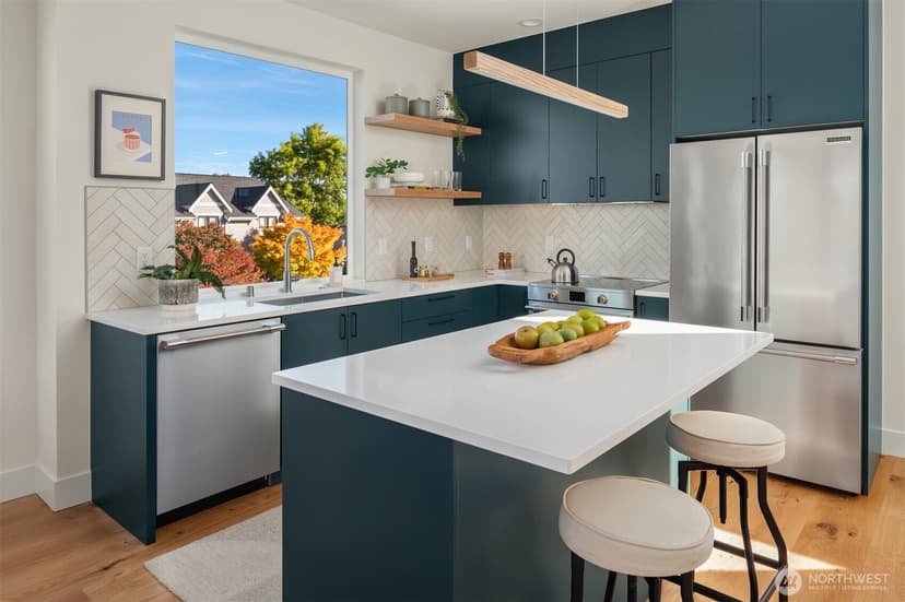 Property photo for 3821 36th Avenue SW #B, Seattle photo 7