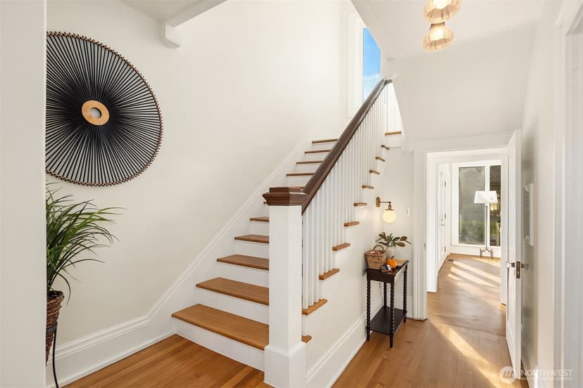 Property photo for 1103 E Hamlin Street, Seattle photo 12