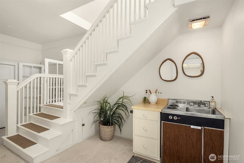 Property photo for 1103 E Hamlin Street, Seattle photo 30