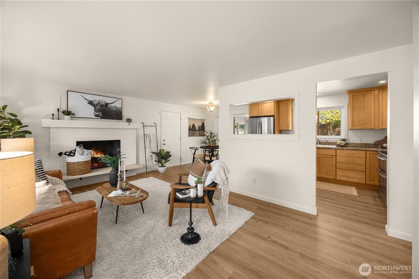 Property photo for 22101 38th Avenue W, Mountlake Terrace photo 2