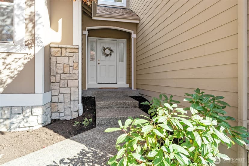 Property photo for 3719 30th Avenue Ct NW, Gig Harbor photo 4