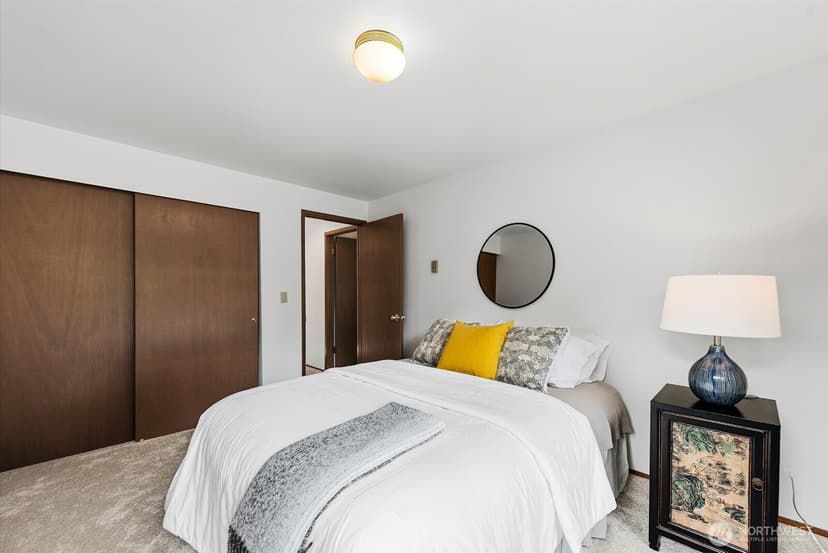 Property photo for 7548 Ravenna Avenue NE, Seattle photo 27