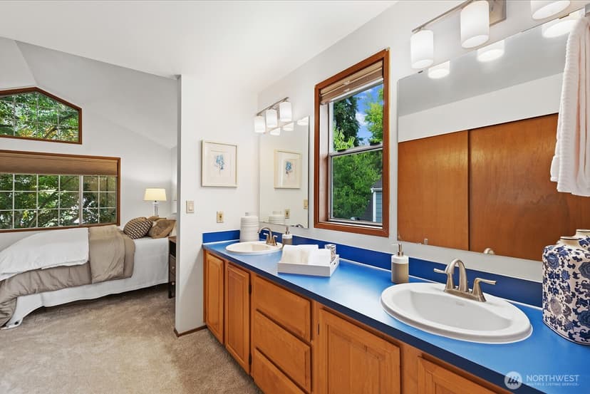 Property photo for 7548 Ravenna Avenue NE, Seattle photo 25